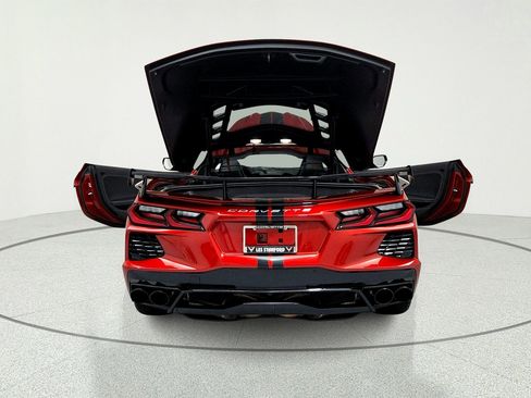 Used 2021 Chevrolet Corvette Stingray Preferred Cpe w/ Z51 Performance Package RWD image 11