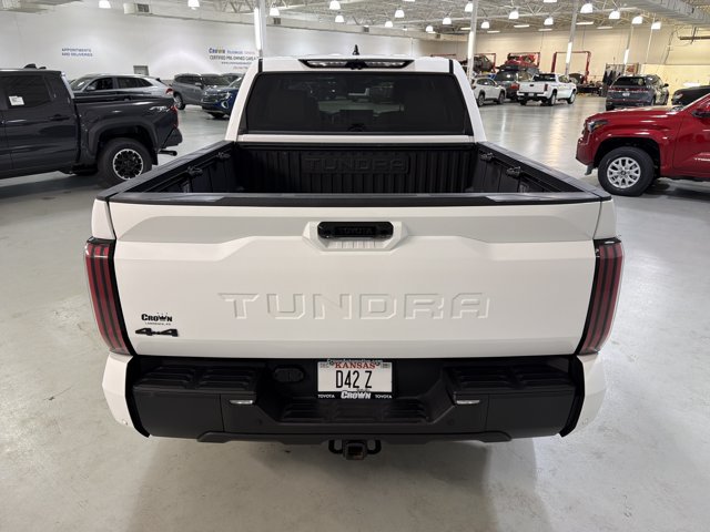 Used 2024 Toyota Tundra Limited AWD/4WD image 8