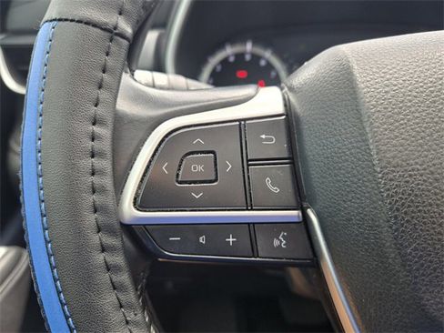 Used 2024 Toyota Highlander XSE image 24