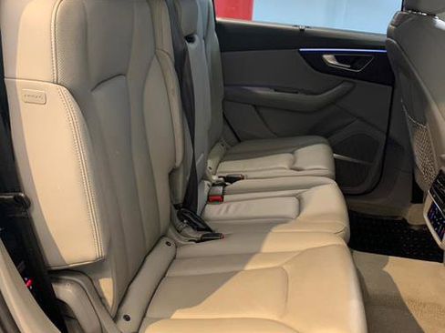 Used 2022 Audi Q7 3.0T Premium Plus w/ Premium Plus Package image 51