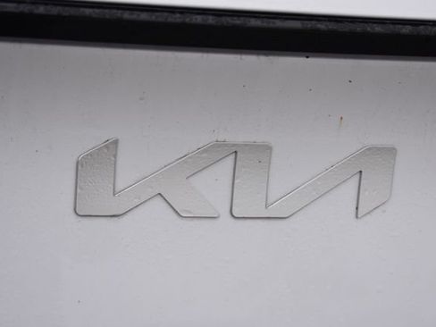 Used 2023 Kia Sportage EX FWD image 12