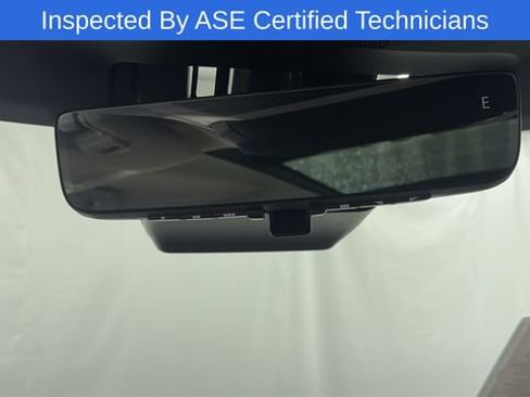 Certified 2025 Subaru Ascent Touring image 37