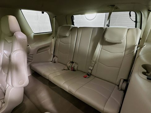 Used 2018 Cadillac Escalade 2WD image 29