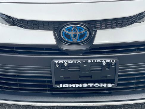 Certified 2024 Toyota Corolla LE AWD/4WD image 18