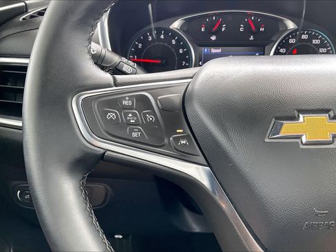 Used 2023 Chevrolet Equinox LT FWD image 18