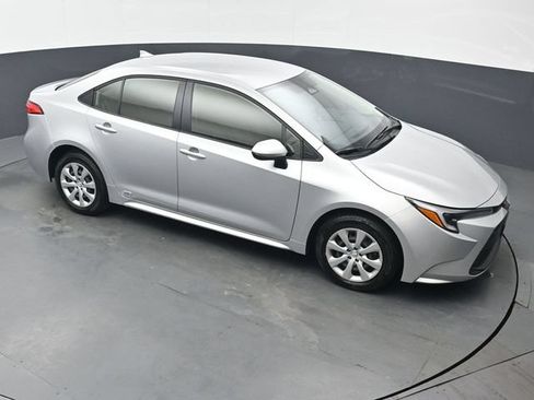 Used 2026 Toyota Corolla LE AWD/4WD image 40