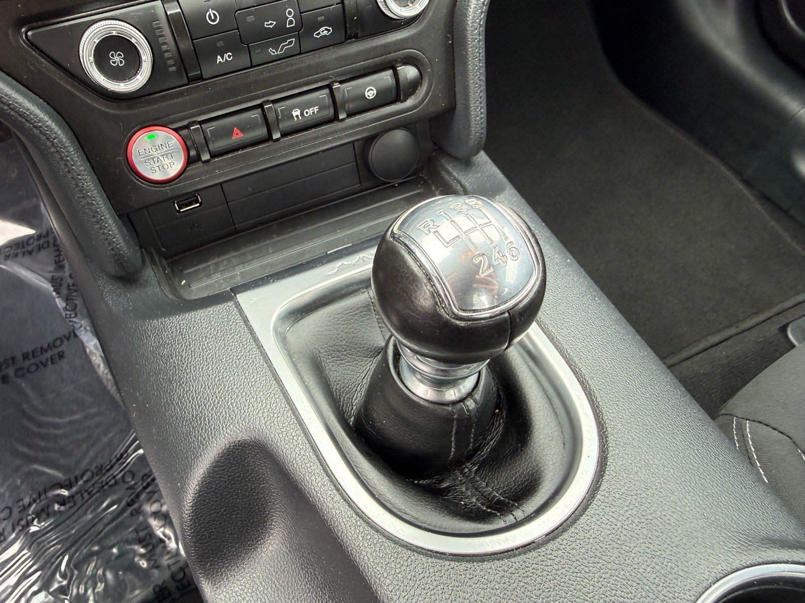 Used 2022 Ford Mustang GT RWD image 25