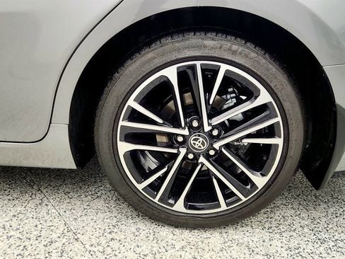 Used 2026 Toyota Camry XLE image 9