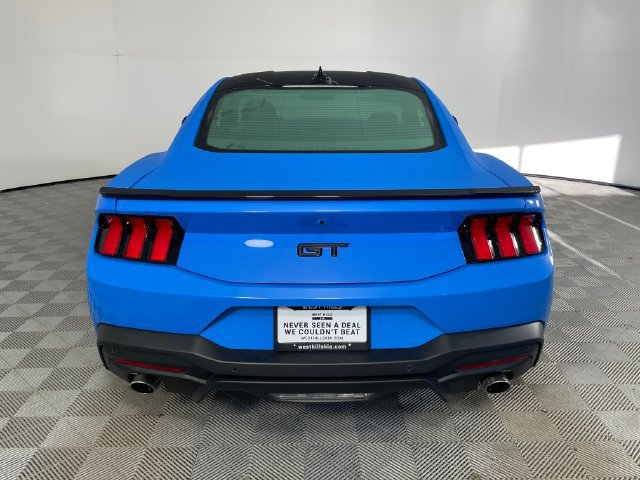 Used 2025 Ford Mustang GT Premium RWD image 13