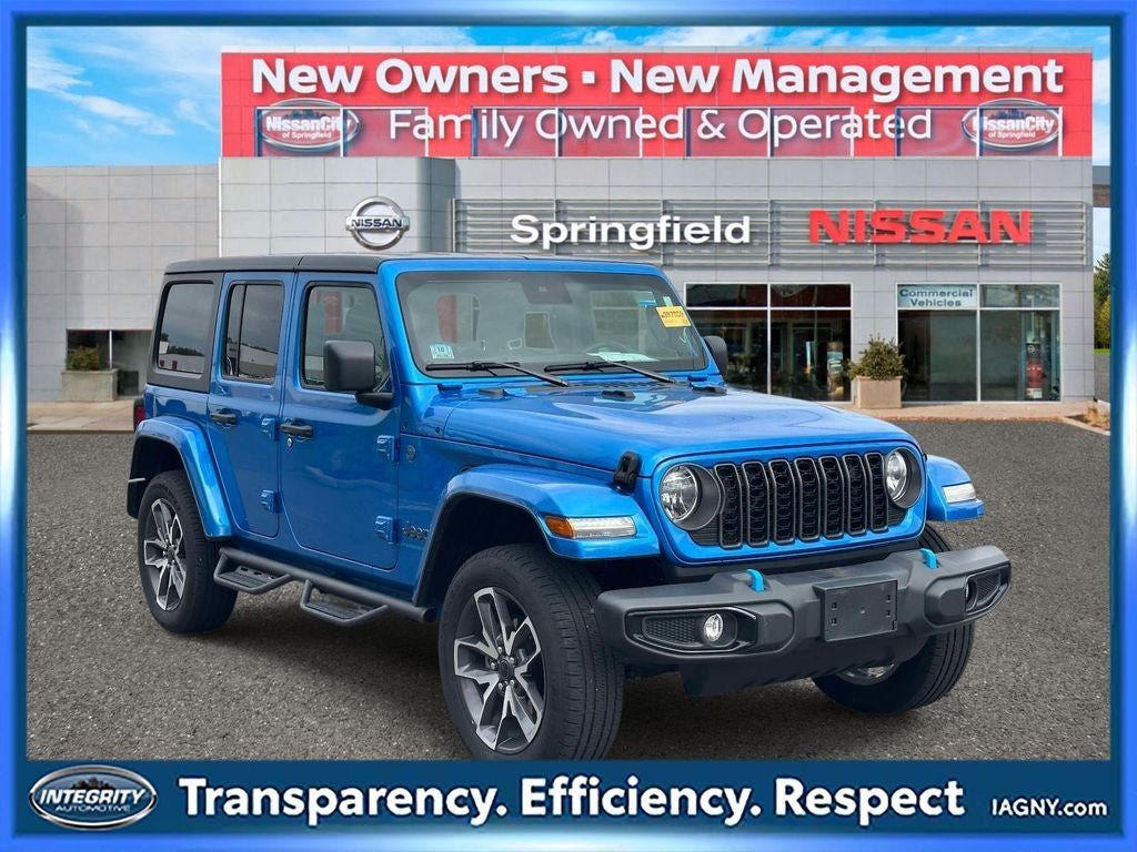 Used 2024 Jeep Wrangler Unlimited w/ Convenience Group AWD/4WD image 1