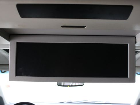Used 2015 Toyota Sienna XLE Premium FWD image 31