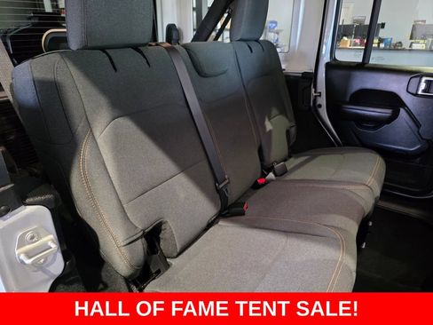 Used 2024 Jeep Wrangler Unlimited Sport AWD/4WD image 21