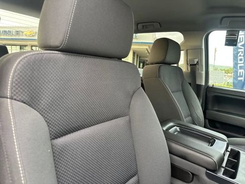 Used 2018 Chevrolet Silverado 1500 LT w/ All Star Edition image 28