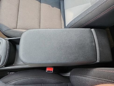 Certified 2024 Chevrolet Trax RS FWD image 26