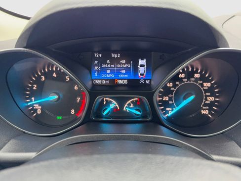 Used 2019 Ford Escape SE image 22