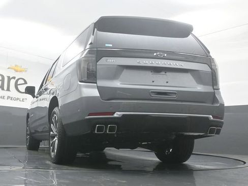 New 2026 Chevrolet Suburban High Country image 33