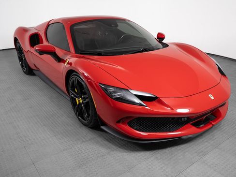 Used 2025 Ferrari 296 GTS RWD image 40