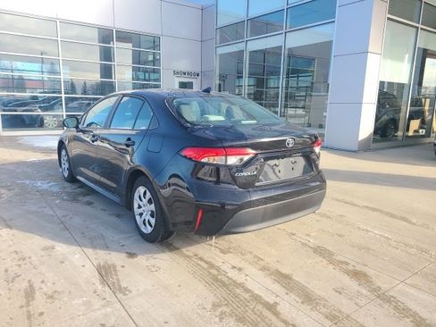 Used 2023 Toyota Corolla LE image 5