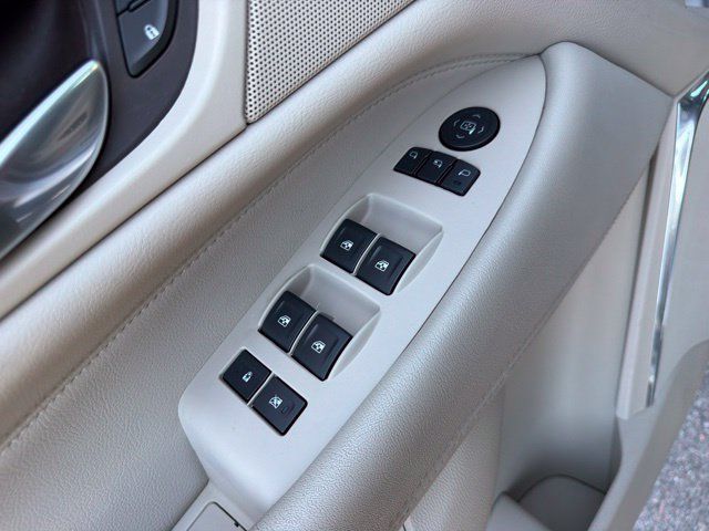 Used 2017 Cadillac Escalade Luxury RWD image 23