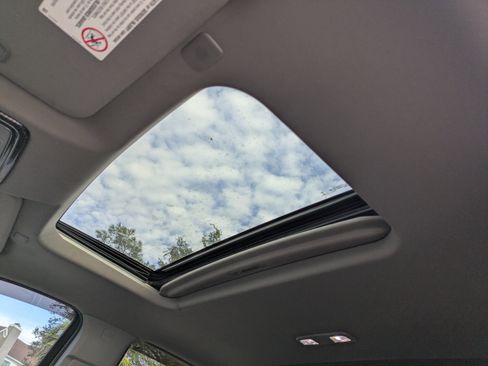 Used 2023 GMC Sierra 2500 Denali w/ Denali Ultimate Package image 22