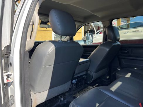 Used 2018 RAM 3500 Tradesman w/ Chrome Appearance Group image 27