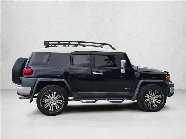 Used 2010 Toyota FJ Cruiser 2WD w/ Upgrade Pkg 2 image 2