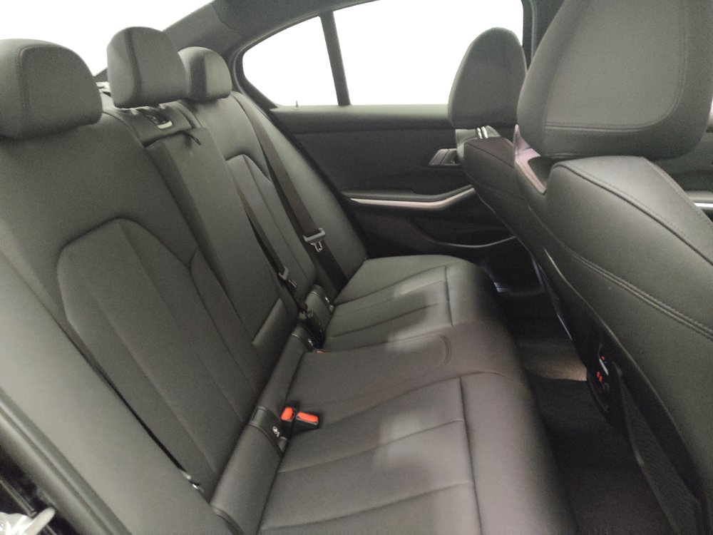 Used 2020 BMW 330i Sedan w/ Driving Assistance Package RWD image 19