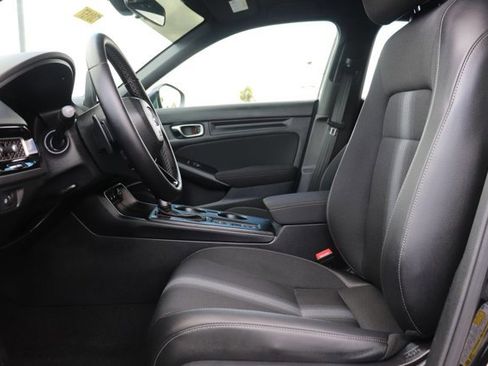Certified 2025 Honda Civic Sport image 12