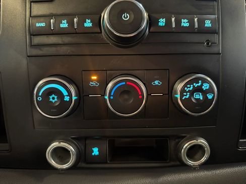 Used 2011 Chevrolet Silverado 1500 LS AWD/4WD image 12