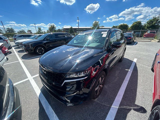 Certified 2023 Kia Sorento EX w/ Panoramic Sunroof Package FWD image 3