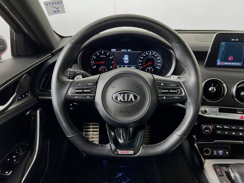 Used 2021 Kia Stinger GT2 RWD image 11