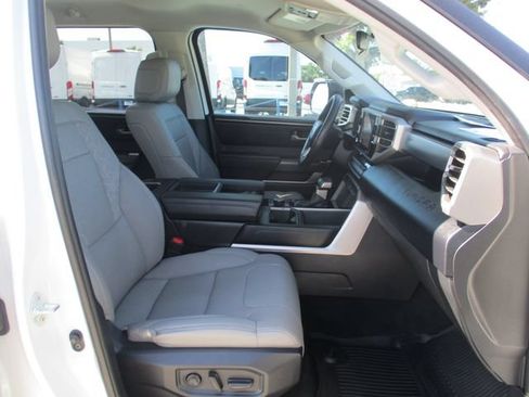 Used 2024 Toyota Tundra SR5 w/ SR5 Premium Package AWD/4WD image 14