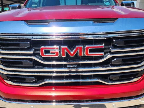 New 2026 GMC Sierra 1500 SLT w/ SLT Premium Plus Package AWD/4WD image 10
