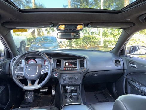 Used 2022 Dodge Charger SRT Hellcat w/ Harman/Kardon Audio Group image 16
