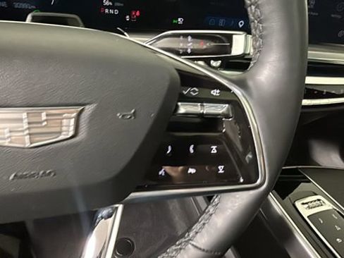 Used 2024 Cadillac Lyriq Sport AWD/4WD image 17