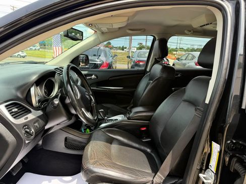 Used 2018 Dodge Journey GT AWD/4WD image 19
