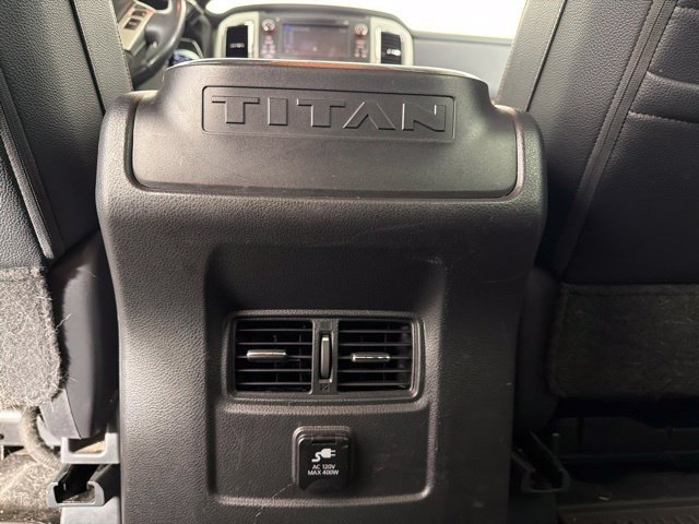 Used 2018 Nissan Titan SL w/ Chrome Package AWD/4WD image 24