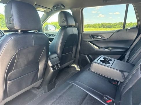 Used 2025 Chevrolet Equinox LT w/ Convenience Package II FWD image 22