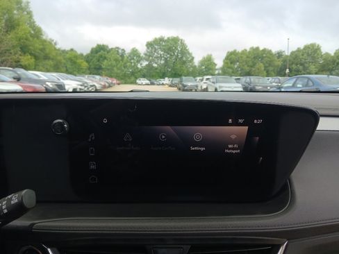 Used 2025 Buick Encore GX Preferred AWD/4WD image 13