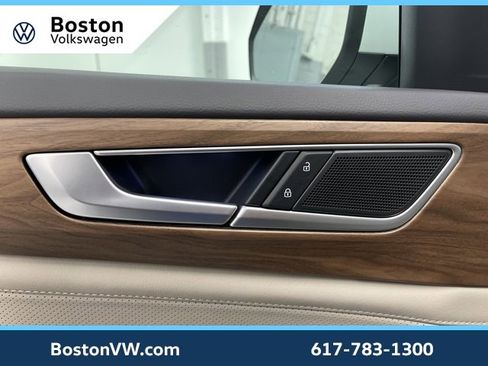 New 2026 Volkswagen Atlas SE image 28