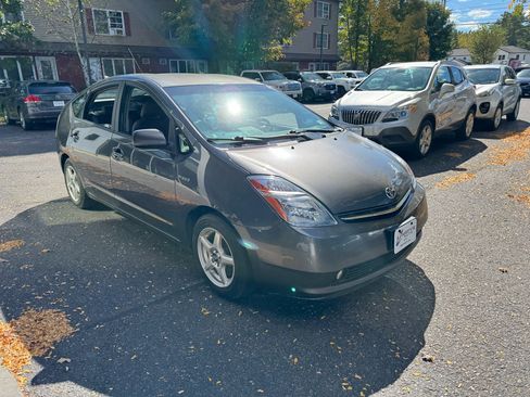 Used 2009 Toyota Prius 4D Hatchback image 7