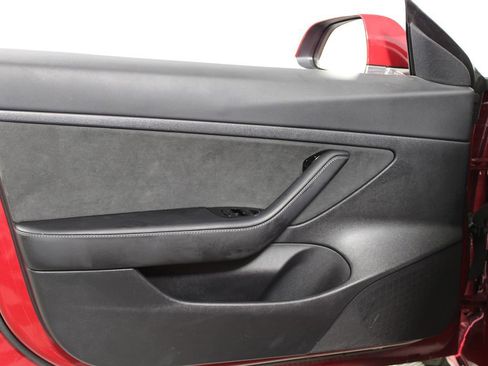 Used 2020 Tesla Model 3 Standard Range Plus image 6