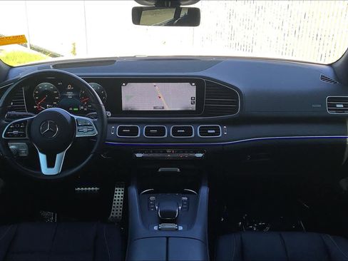 Certified 2021 Mercedes-Benz GLS 580 4MATIC image 13