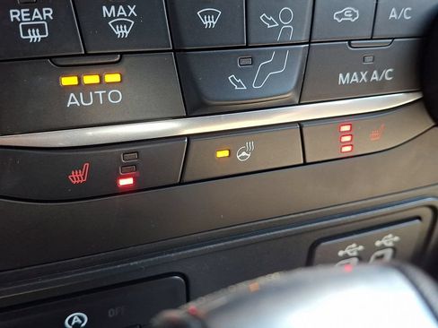 Used 2022 Ford EcoSport Titanium w/ Interior Protection Package AWD/4WD image 25