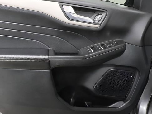 Used 2021 Ford Escape SE w/ Convenience Package image 23