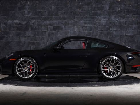 Used 2024 Porsche 911 Carrera S image 18