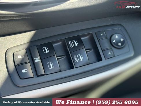 Used 2018 Jeep Cherokee Limited w/ High Altitude Package AWD/4WD image 23