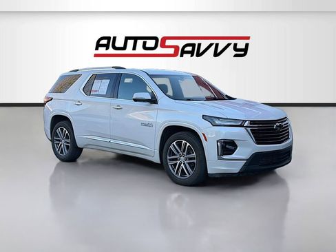 Used 2023 Chevrolet Traverse High Country w/ LPO, Floor Liner Package FWD image 1