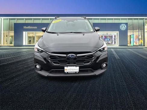 Used 2024 Subaru Crosstrek 2.0i Premium image 9