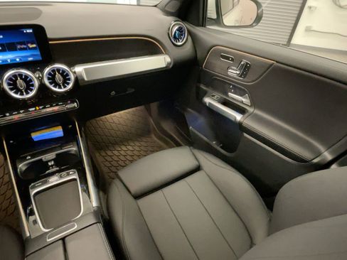 Certified 2026 Mercedes-Benz GLB 250 image 28